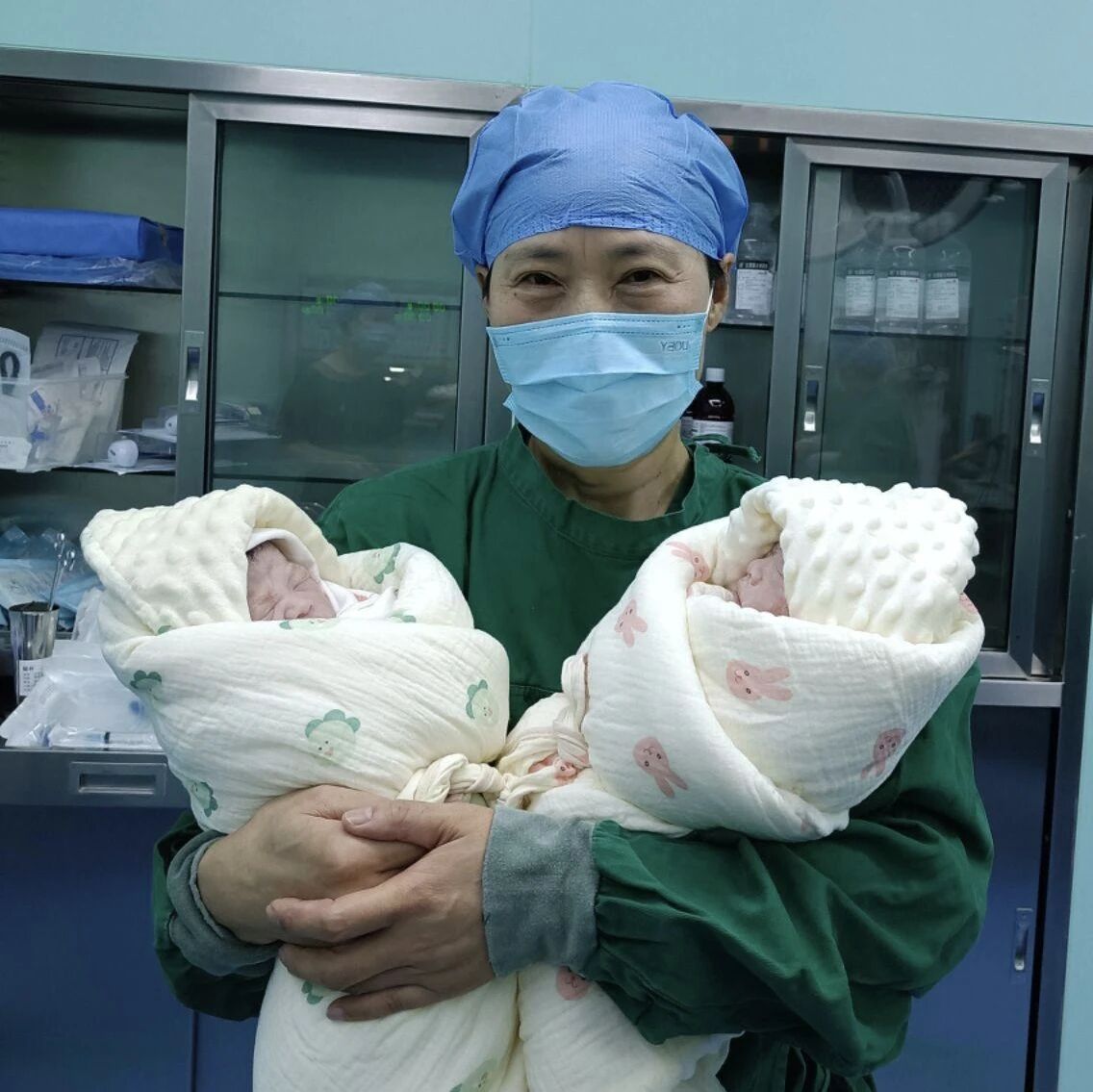 1764137394734396.jpg 2.jpg